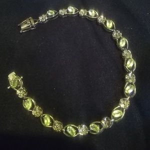 Vintage green stone and flower bracelet